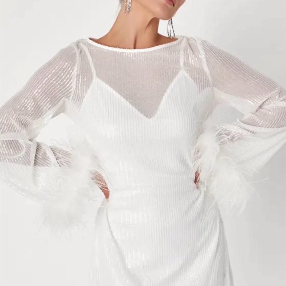 Elegant White Feather-Trimmed Dress